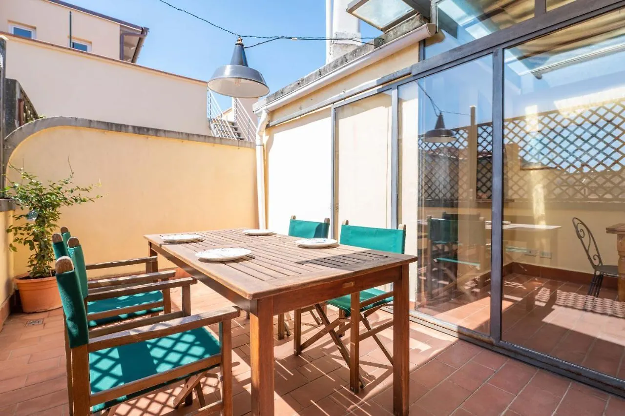 Terrace At 10 Mins From The Duomo - Homeunity Florence Italy