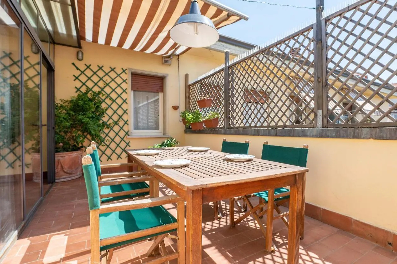 Terrace At 10 Mins From The Duomo - Homeunity Florence